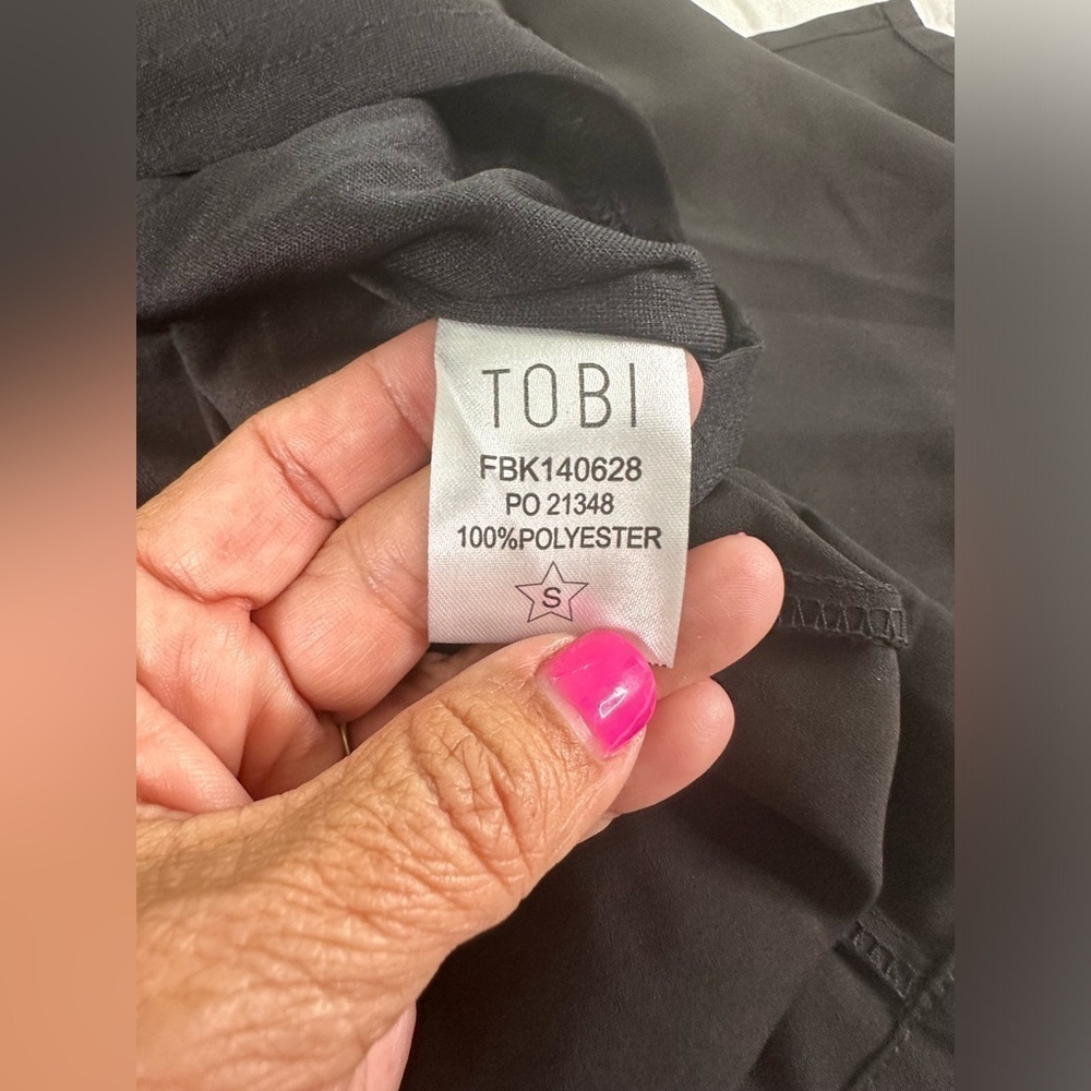 TOBI Pleated Front Black Lined Mini Skirt Size Small - Picture 9 of 11